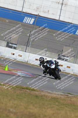 media/Nov-26-2022-Fastrack Riders (Sat) [[b001e85eef]]/Level 3/Session 3 Outside Turn 9/